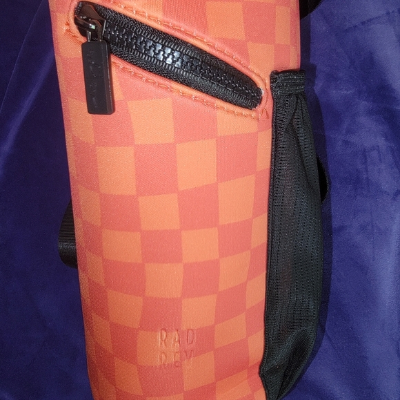 Rad Rev Orange Checkered Bottle Bag - Picture 3 of 4